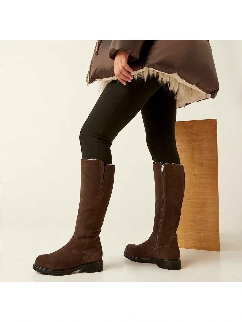 La Canadienne Helene Shearling-Lined Suede Boots in Brown, NWT, Size 11